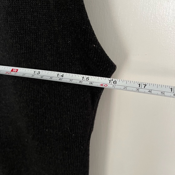 Patagonia Women’s XS Better Sweater Vest in Black - Picture 10 of 12